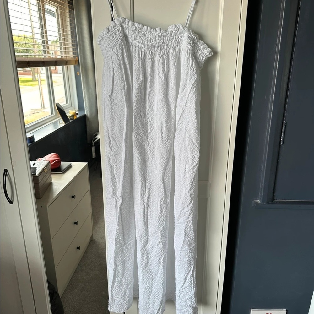H&M Textured White Garment